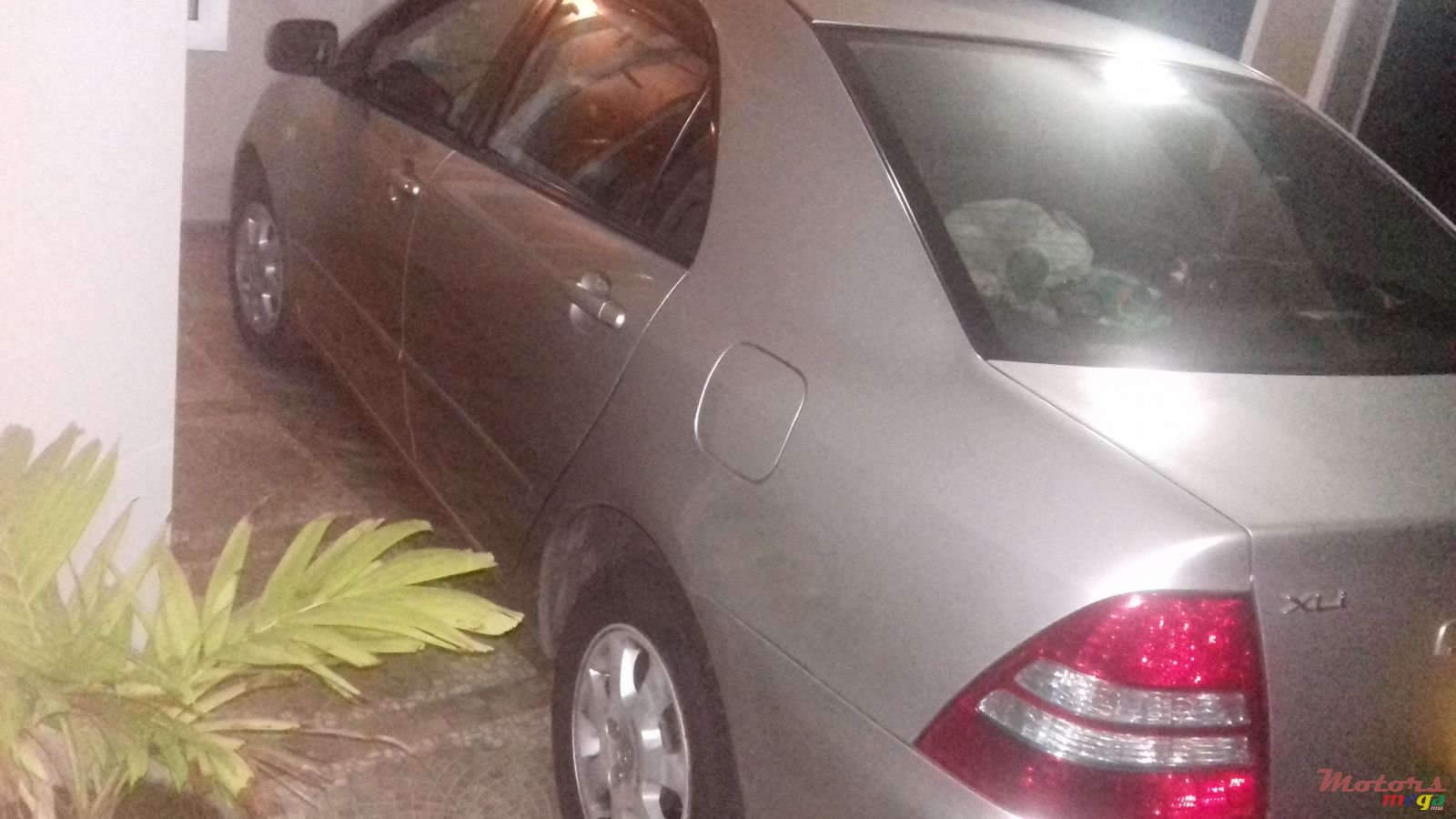 2002' Toyota Corolla photo #1