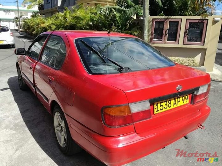 1999' Nissan Primera photo #4
