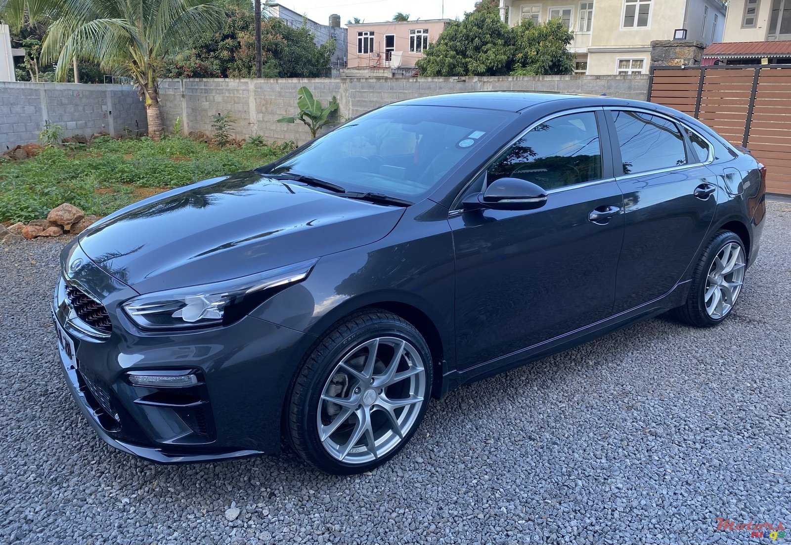 2020' Kia Cerato GT_Line photo #3
