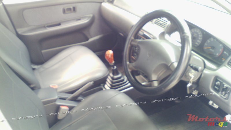 1999' Nissan B14 photo #4