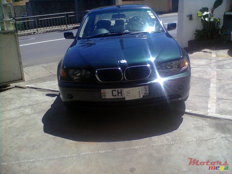 2003' BMW 3 Series E46 2000-2005 photo #1