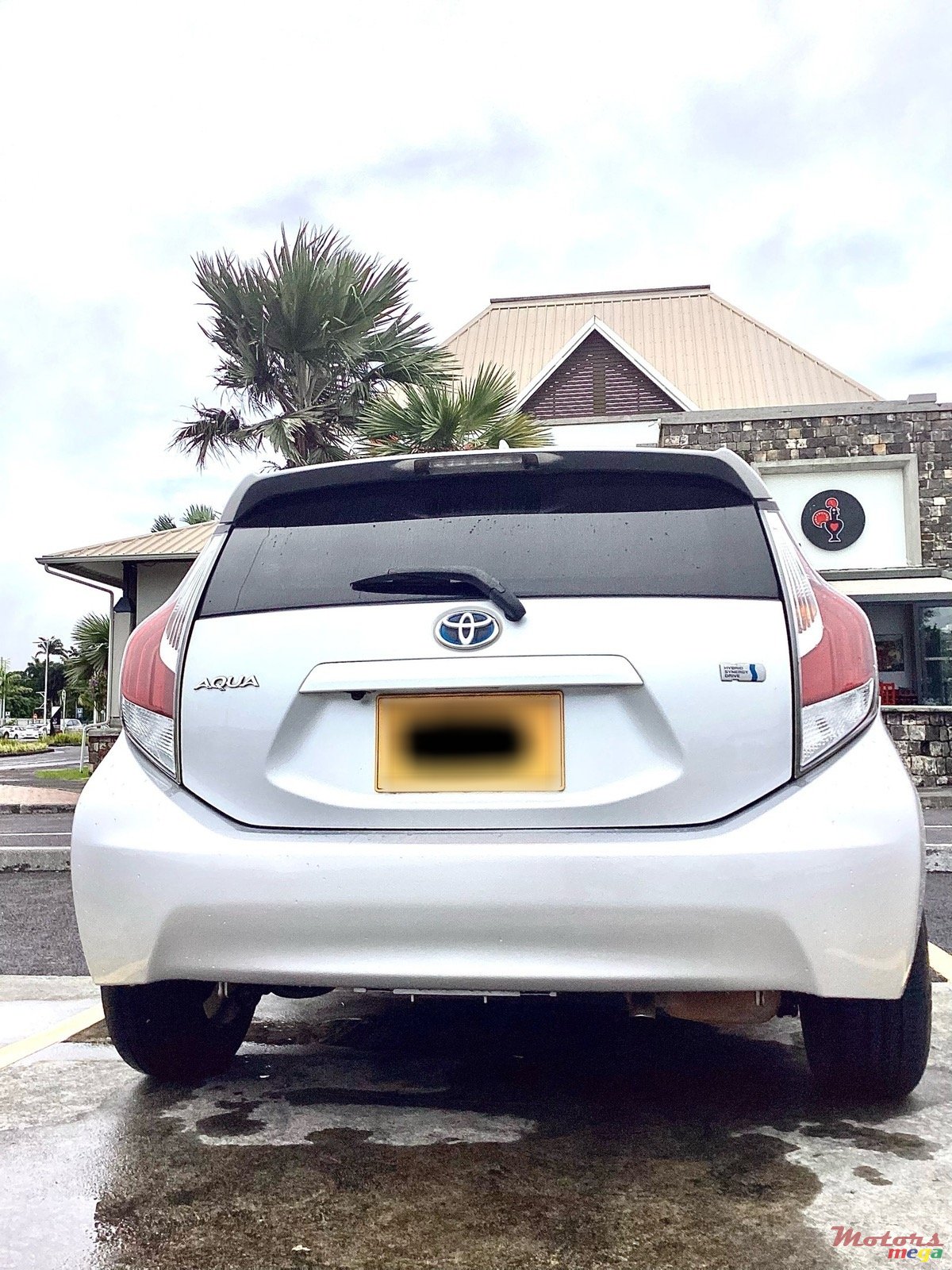 2015' Toyota Aqua photo #5