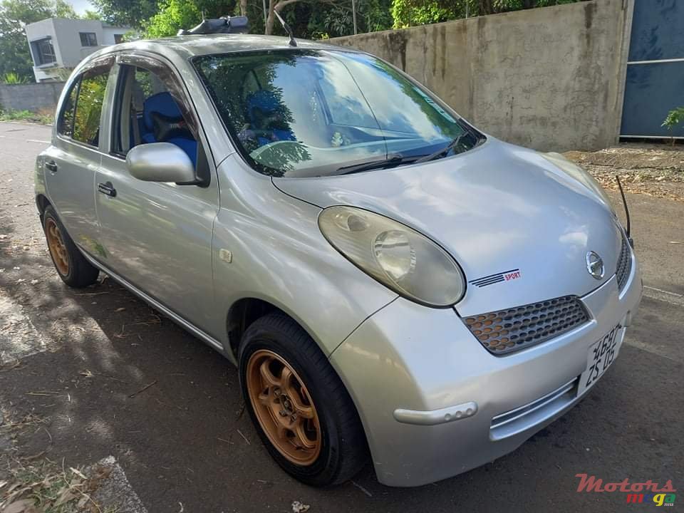 2005' Nissan March photo #6