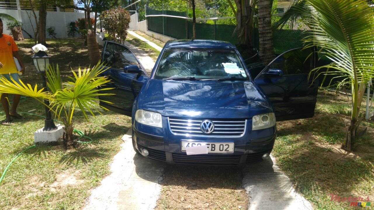 2002' Volkswagen photo #3