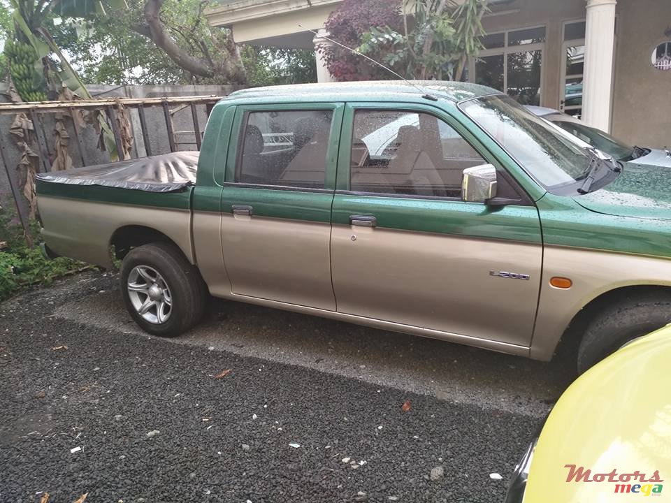 2007' Mitsubishi L 200 photo #3