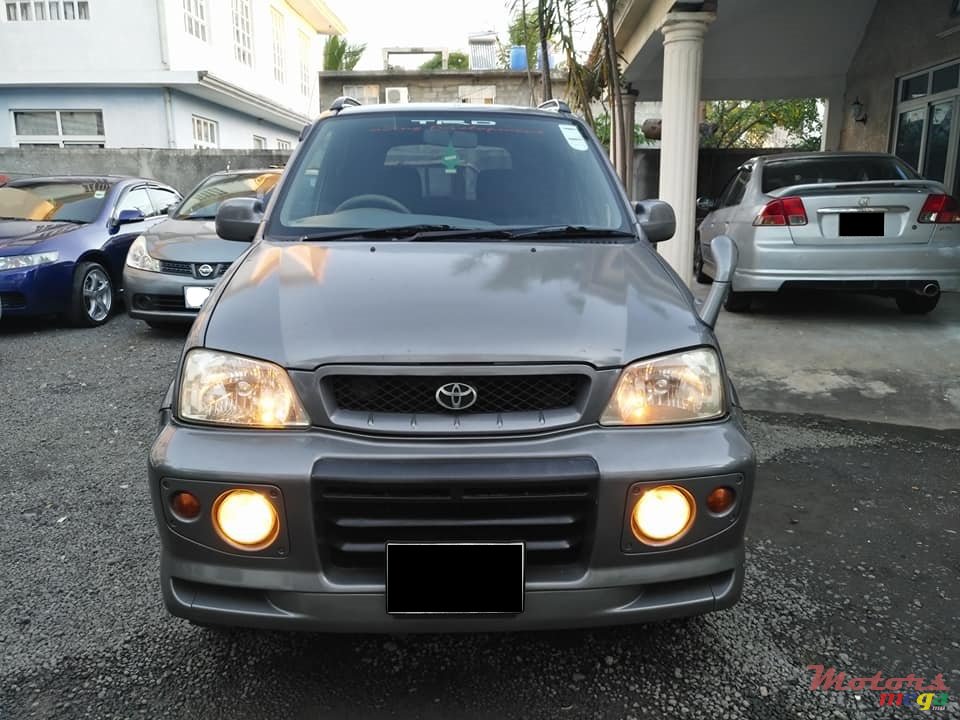 1999' Toyota Cami photo #1