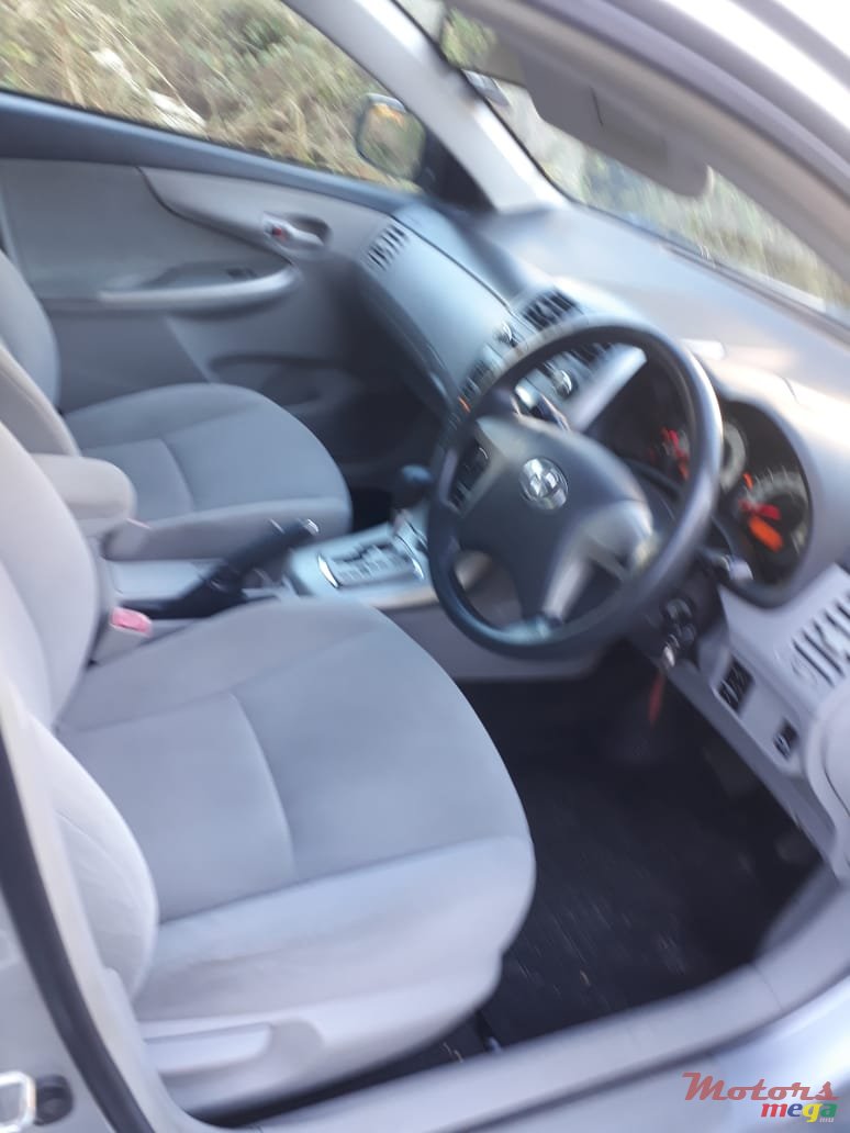 2014' Toyota Corolla photo #2