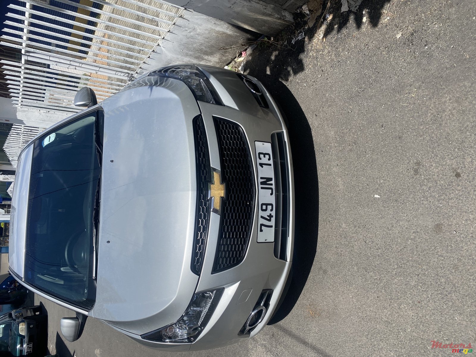 2013' Chevrolet Cruze photo #1