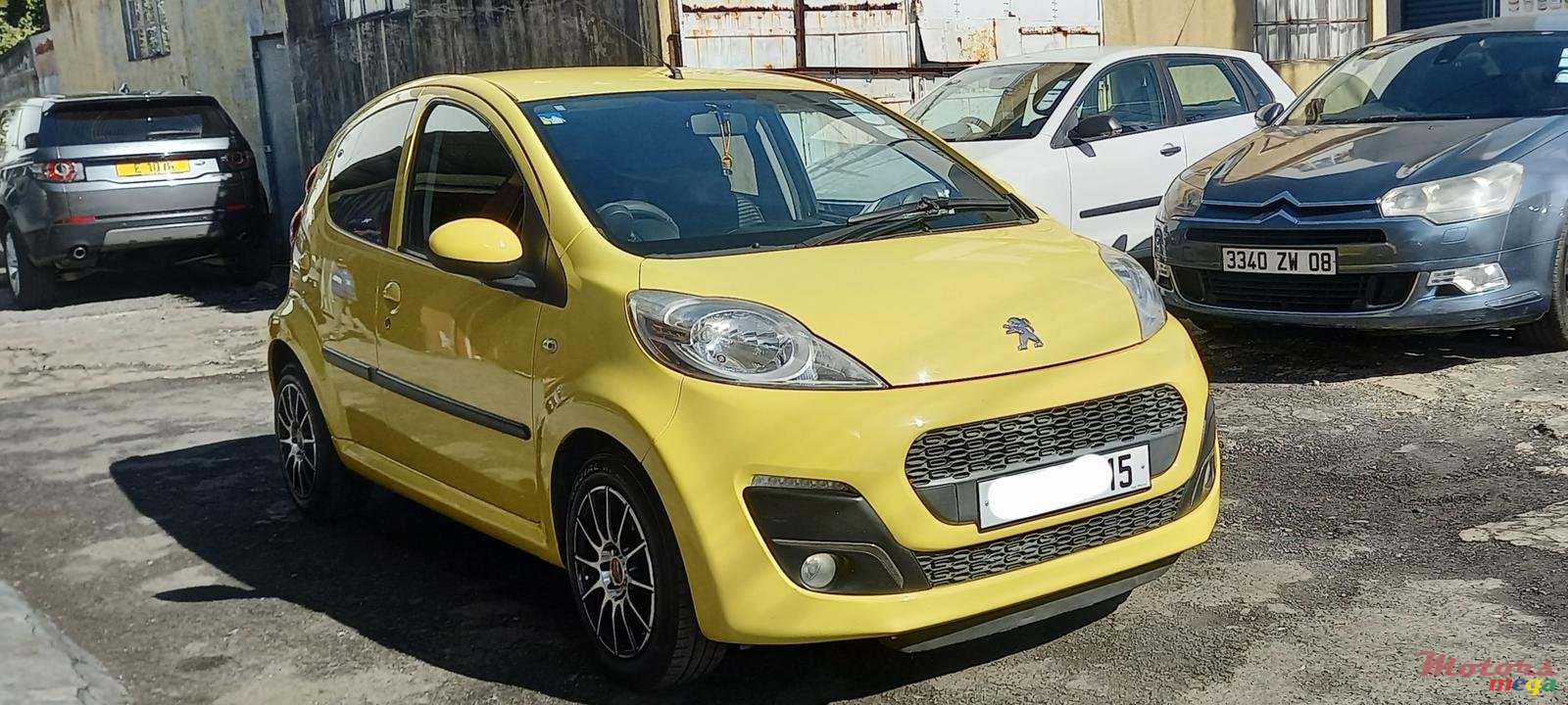 2015' Peugeot 107 photo #2