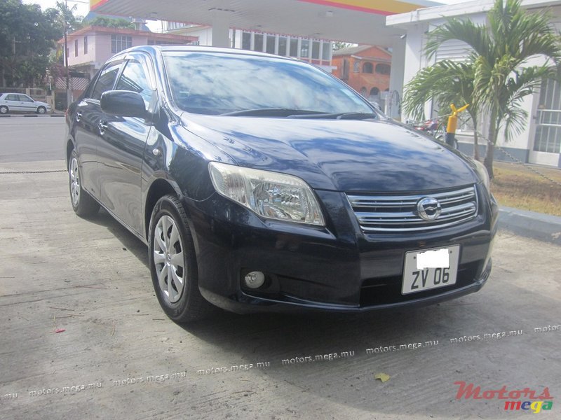 2006' Toyota Corolla Axio G photo #2