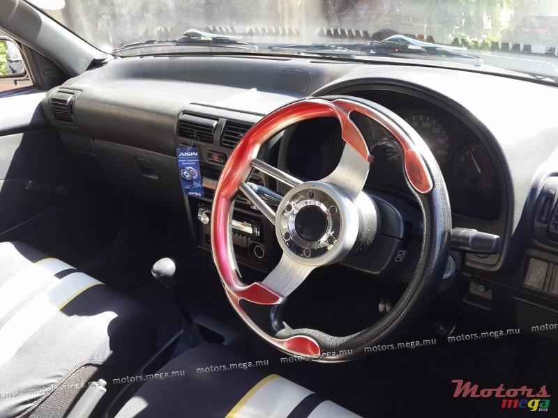 1992' Toyota photo #5