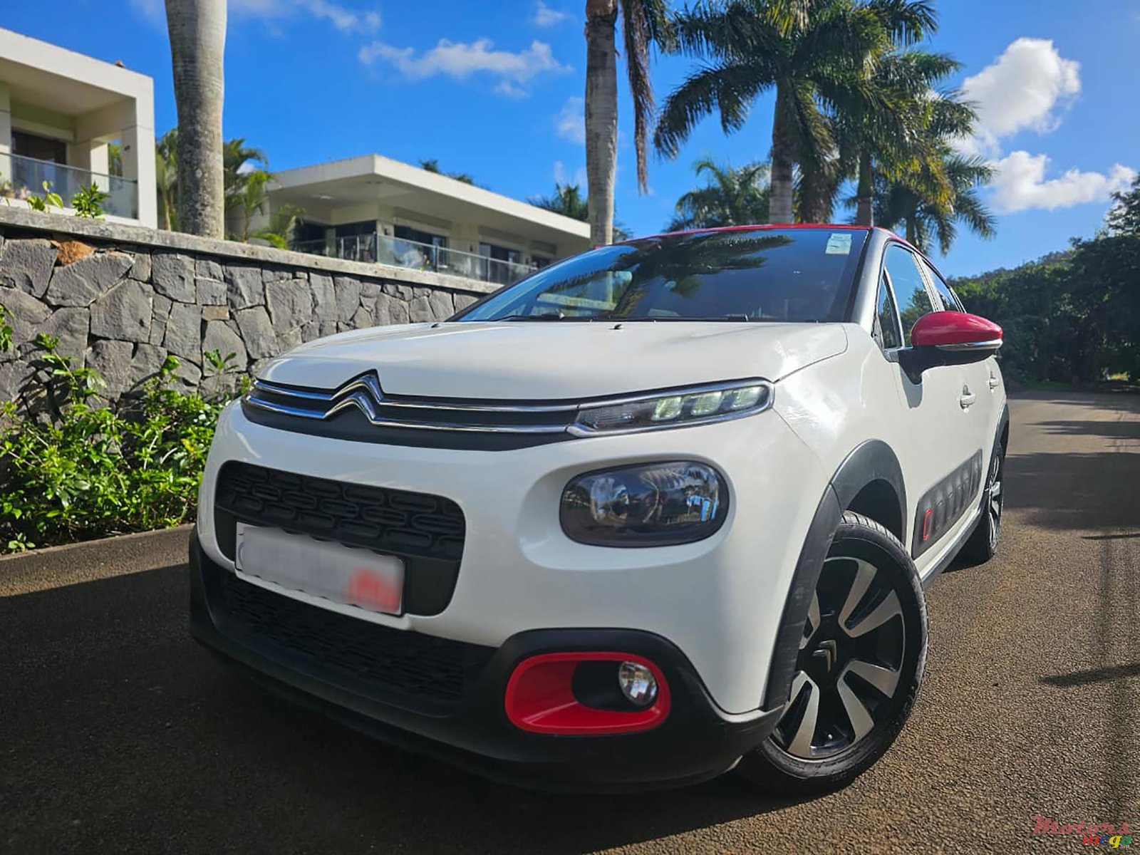 2019' Citroen C3 1.2 photo #1