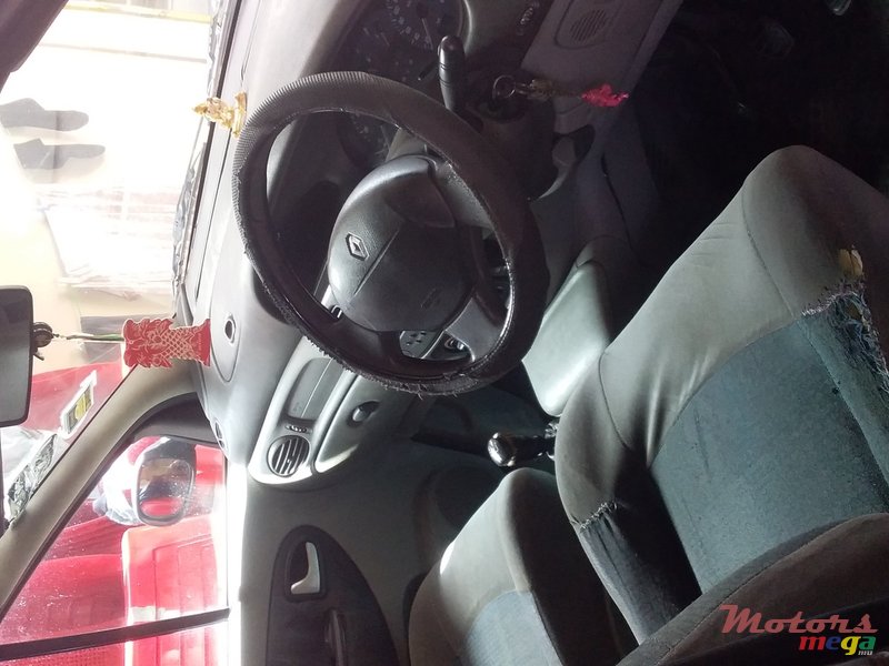 2002' Renault Scenic photo #2