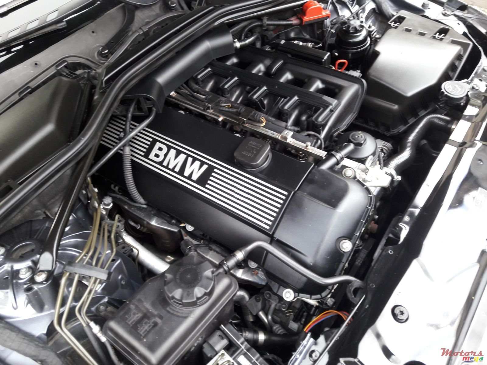 2005' BMW 520 photo #3