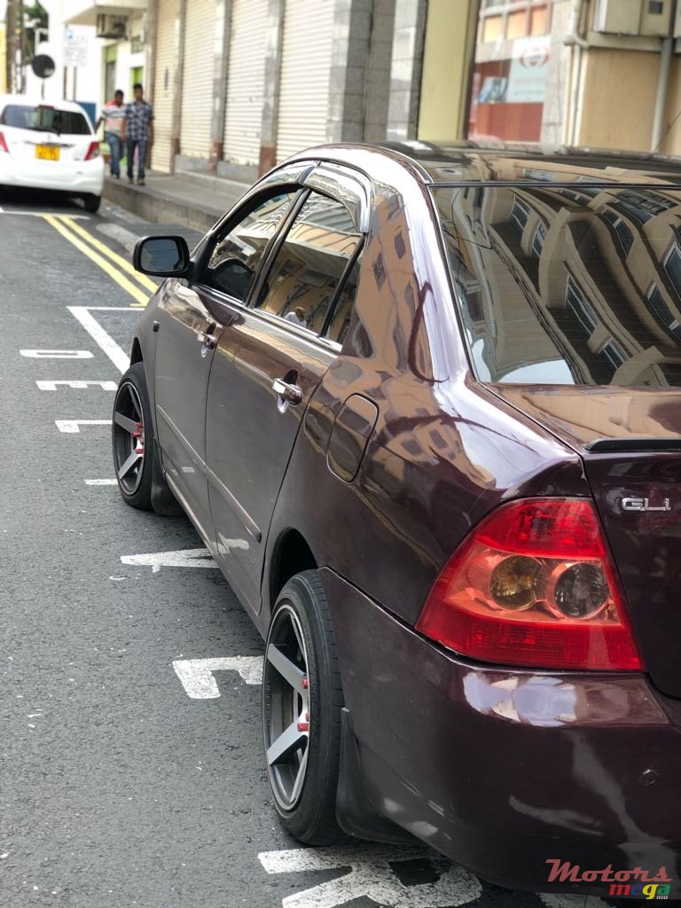 2003' Toyota Corolla photo #2