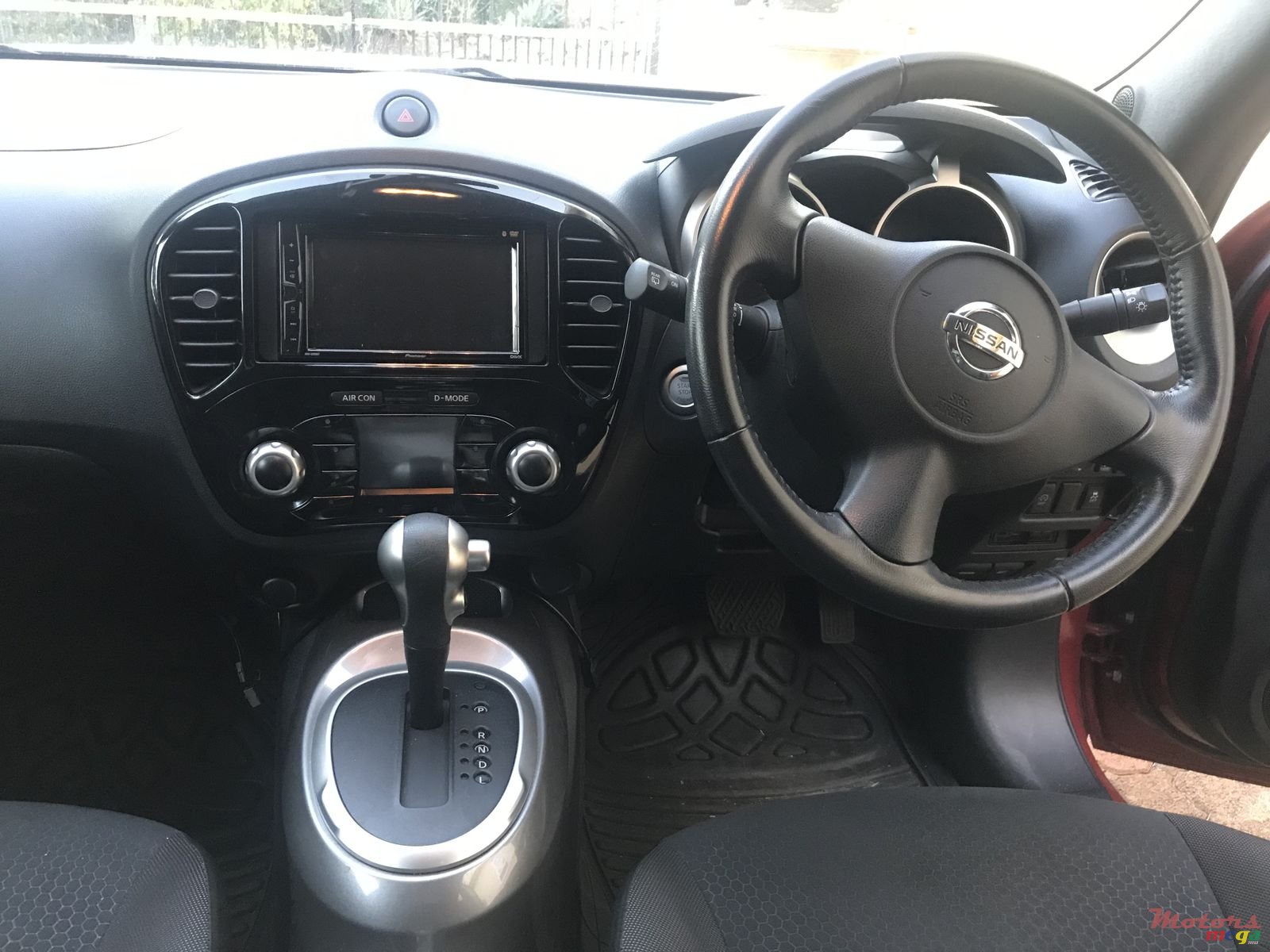 2015' Nissan Juke photo #5