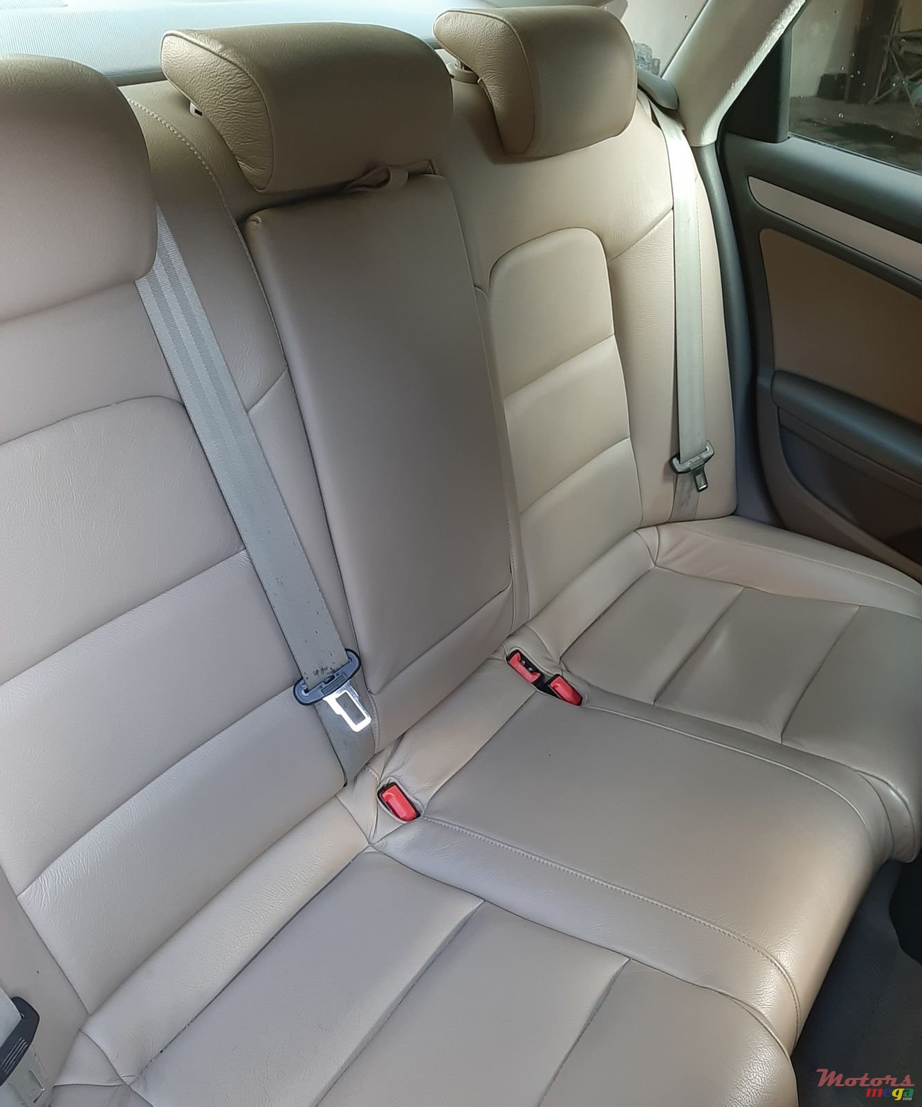 2012' Audi A4 photo #6