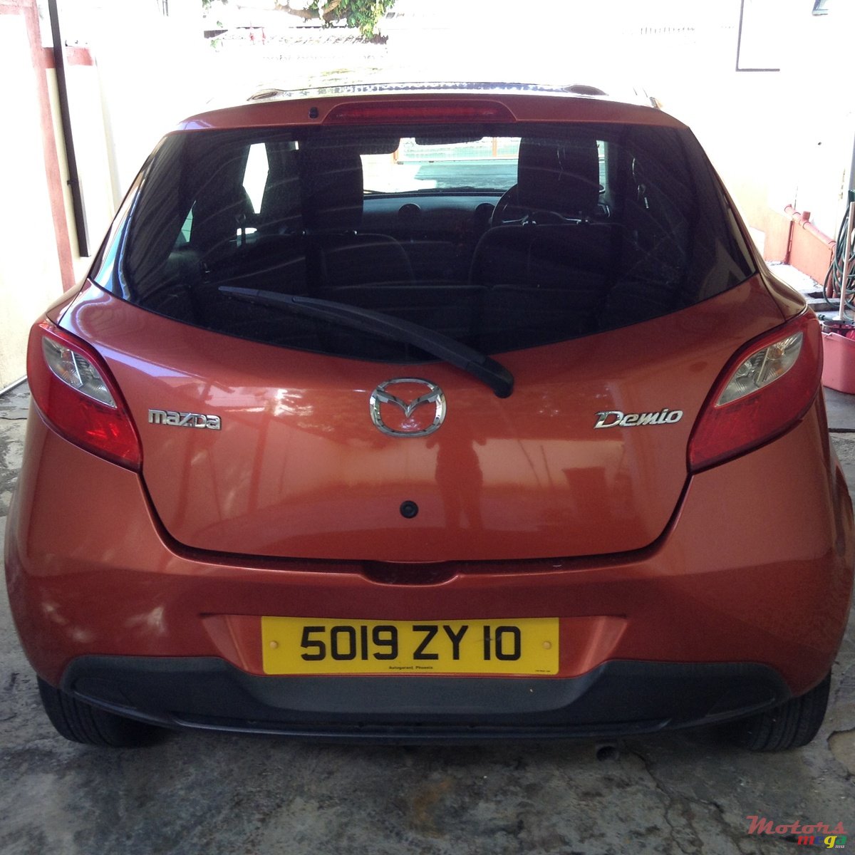 2010' Mazda Demio photo #5