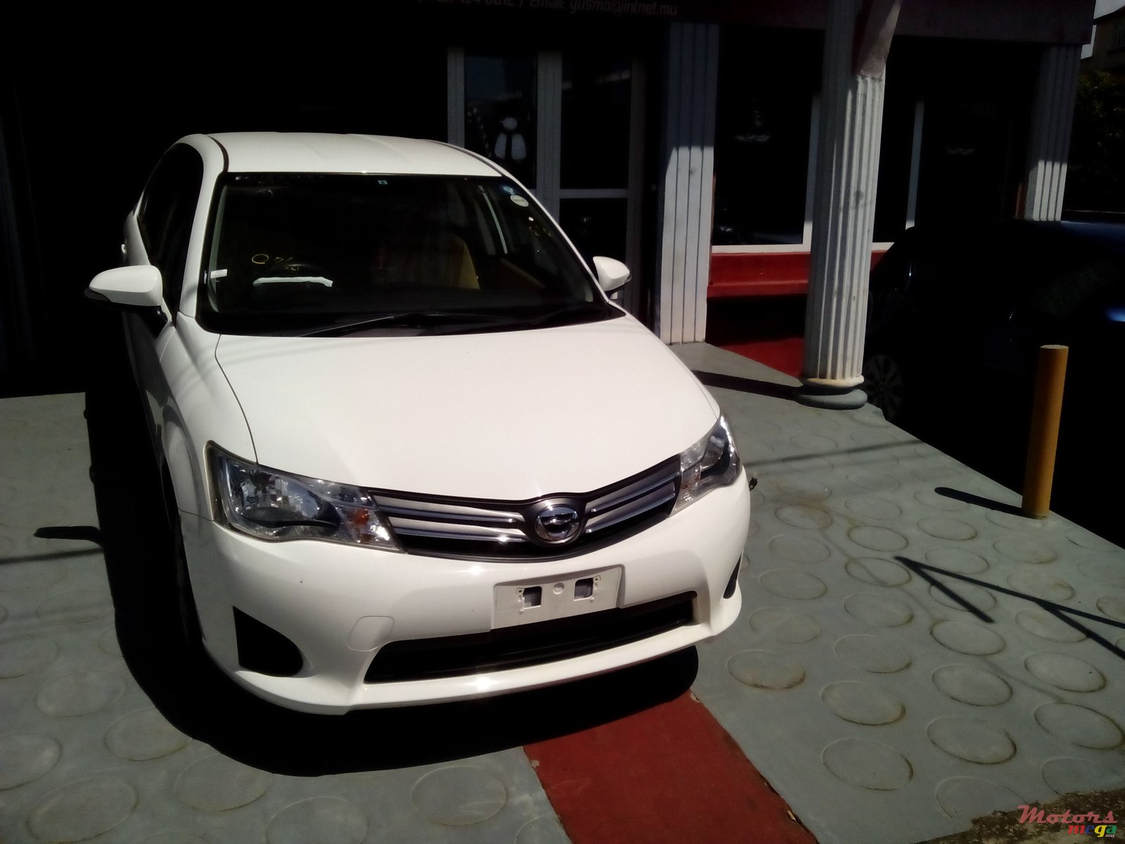 2012' Toyota Corolla photo #1