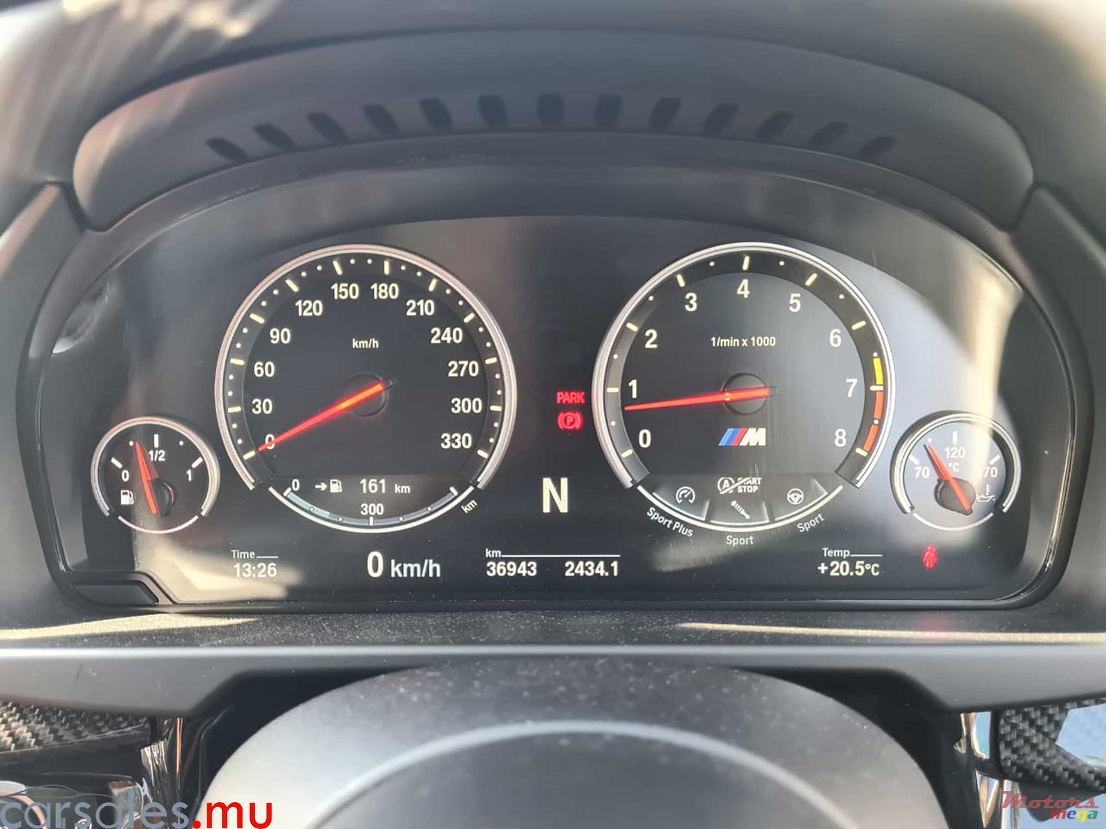 2015' BMW X5 M 4.4 Twin Power Turbo XDrive photo #7