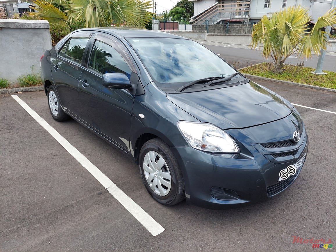 2006' Toyota photo #2