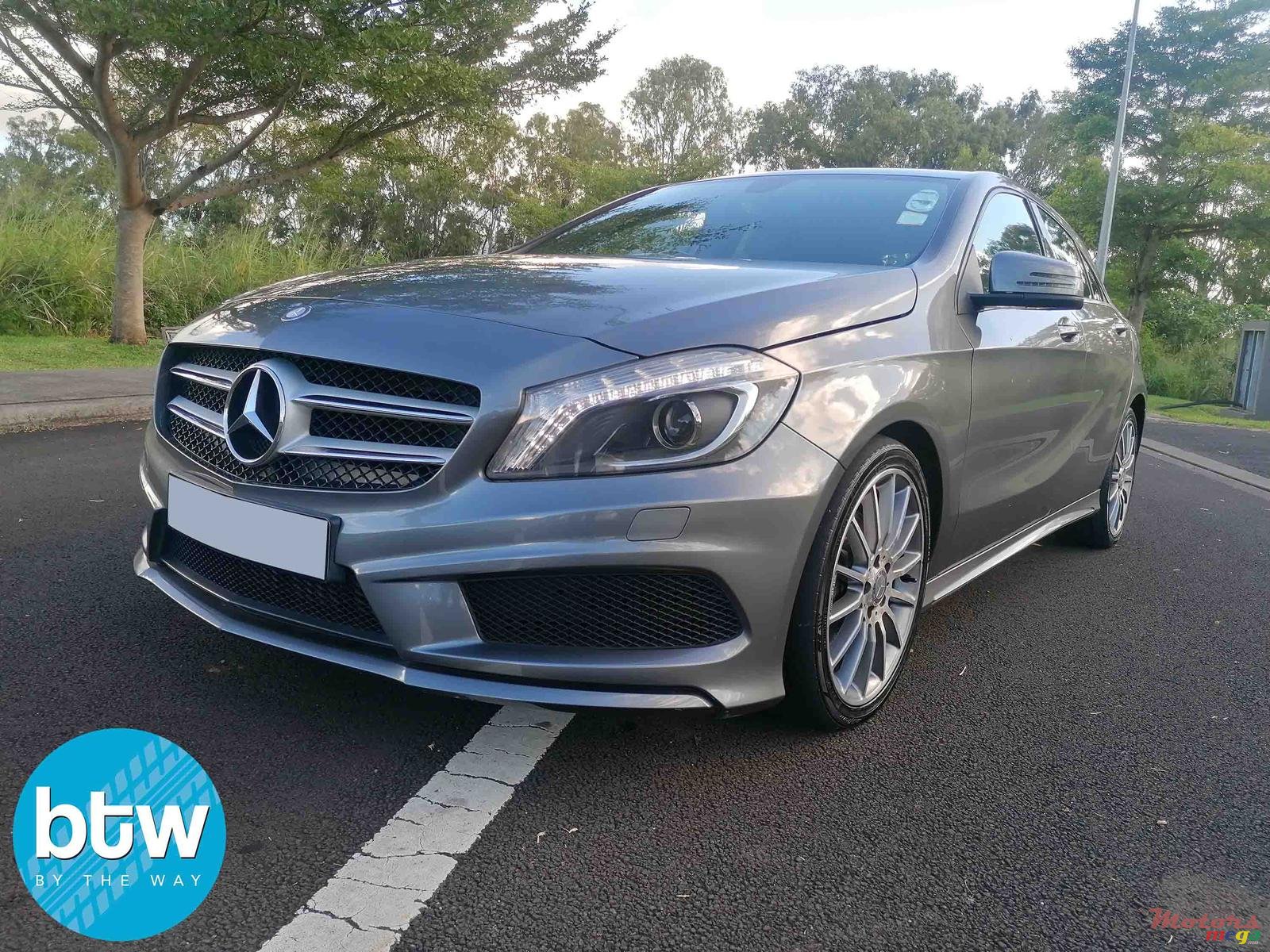 2013' Mercedes-Benz A 200 photo #2