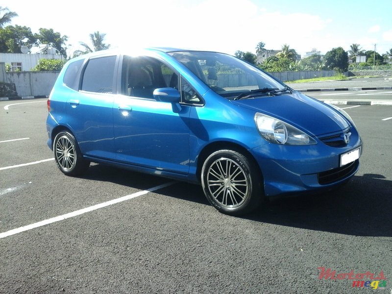 2007' Honda Fit 15'' rims and new tyres photo #2