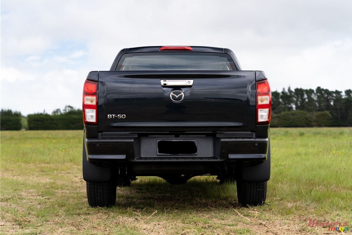 2021' Mazda BT-50 Signature 3.0 Auto occasion photo #4
