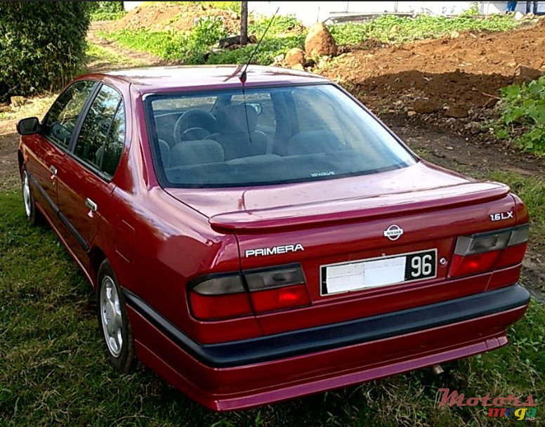 1996' Nissan Primera photo #1