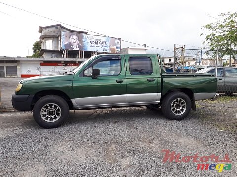 1998' Nissan Pickup photo #5