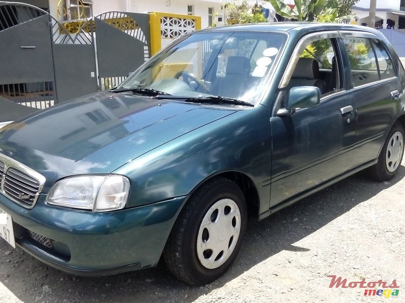 1997' Toyota Starlet carat photo #1