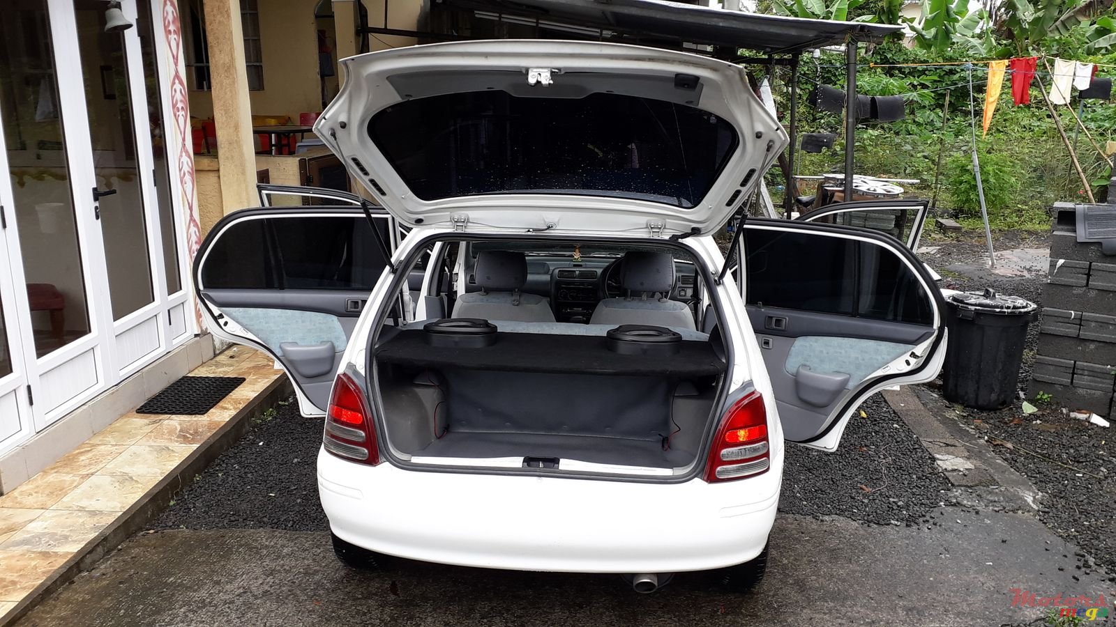 1998' Toyota Starlet photo #6