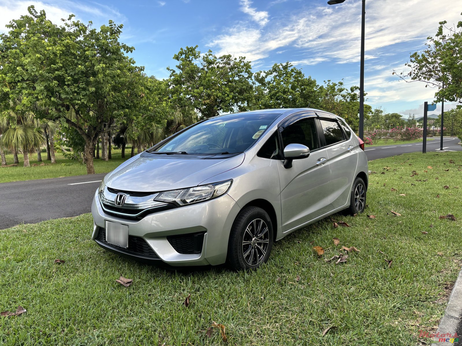 2016' Honda Fit photo #2