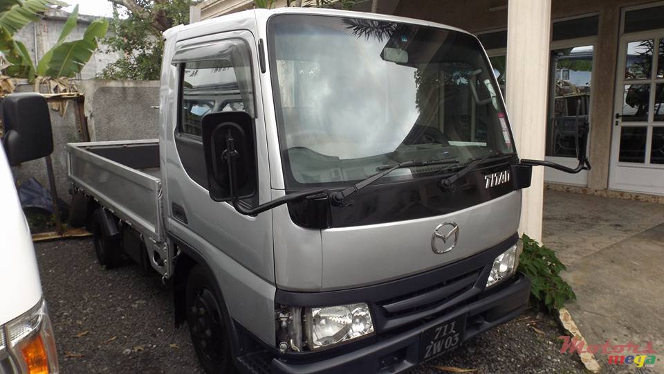 2003' Mazda Titan photo #2