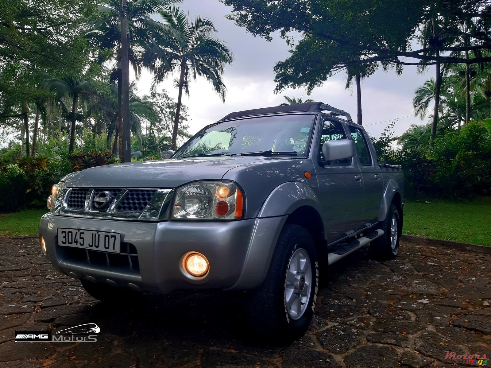 2007' Nissan Hardbody Predator 3.0 photo #1