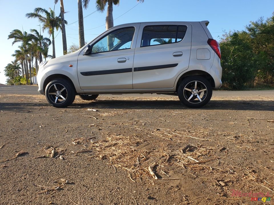 2014' Suzuki Alto photo #5