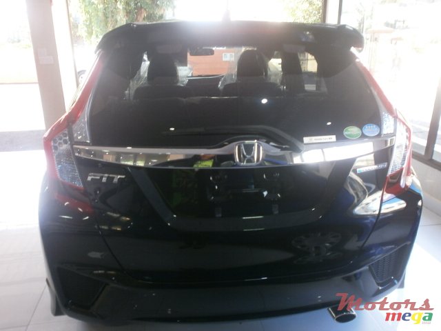 2015' Honda Fit photo #4