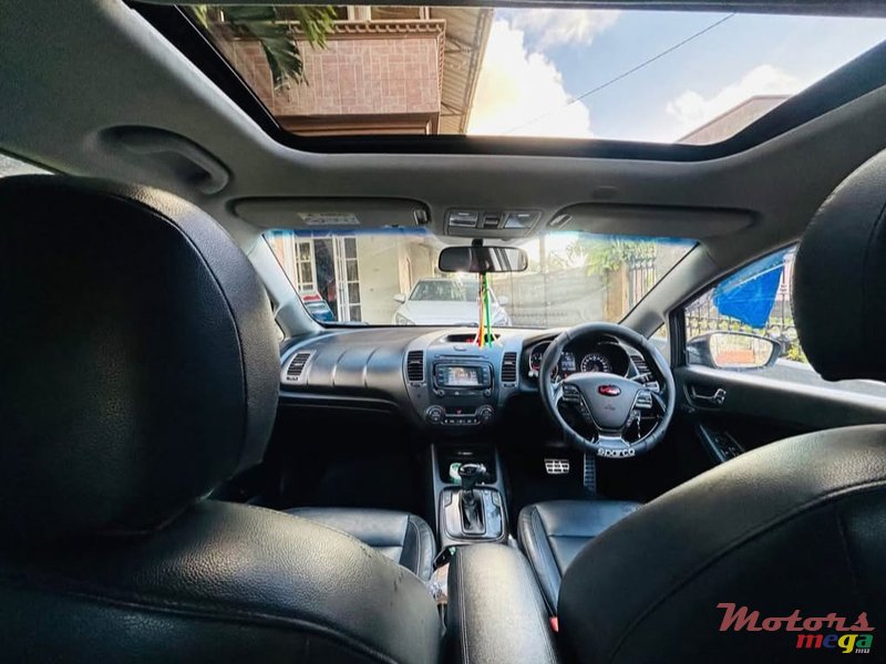 2017' Kia Cerato photo #5