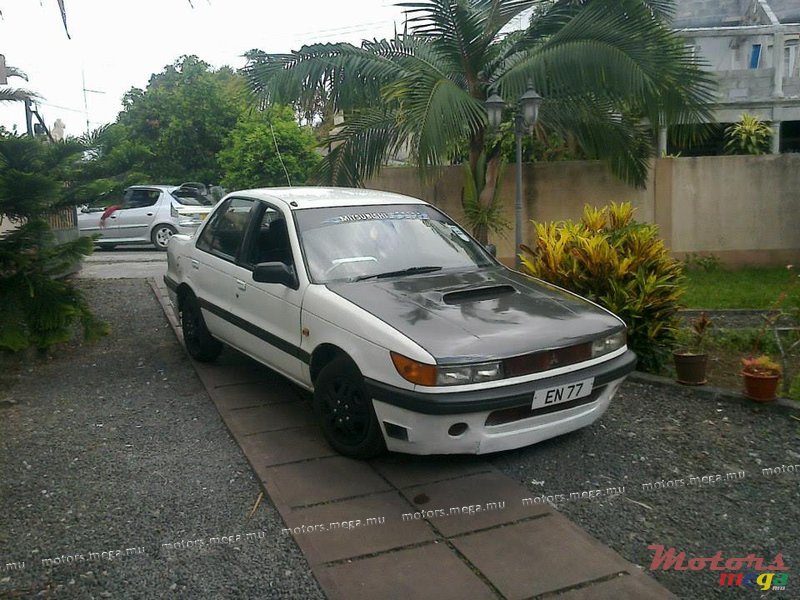 1991' Mitsubishi photo #1