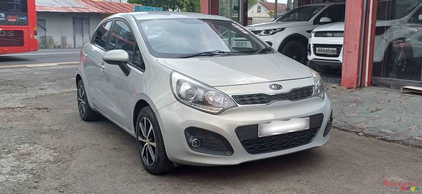 2012' Kia Rio photo #1