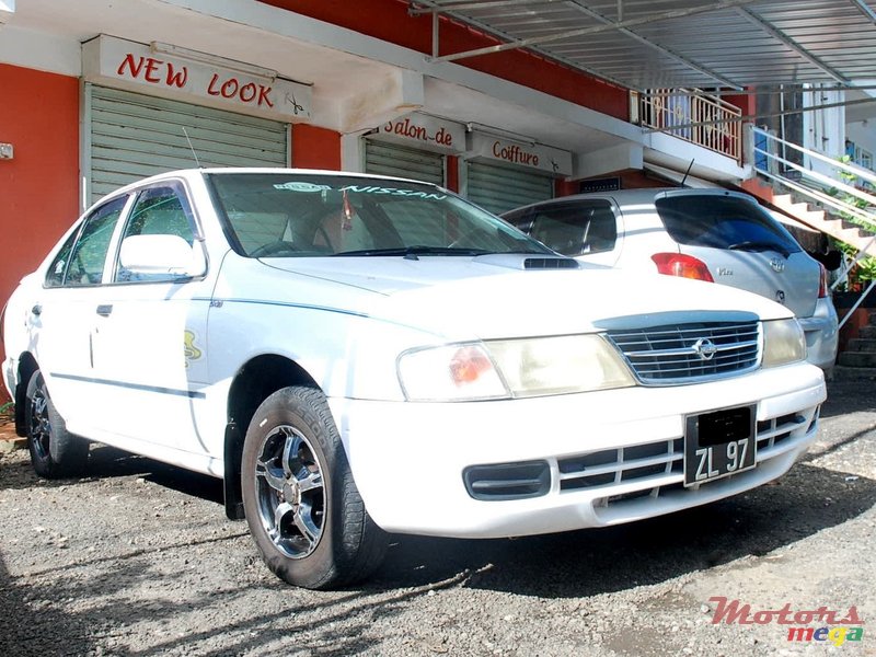 1997' Nissan Sunny photo #2