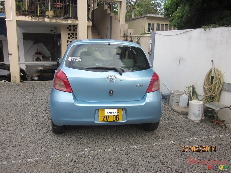 2006' Toyota vitz photo #4