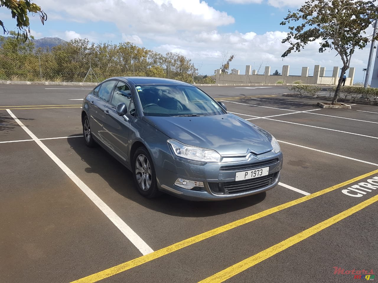 2013' Citroen C5 photo #1