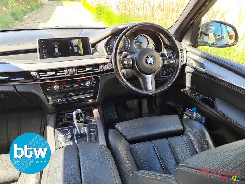 2018' BMW X5 photo #5