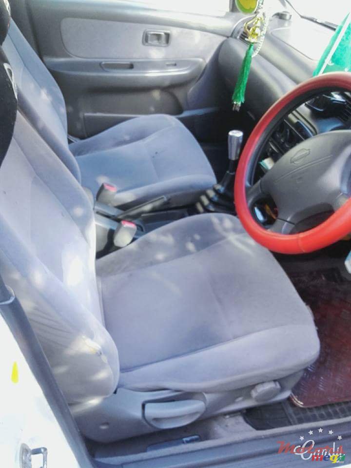 1998' Nissan Sunny photo #3