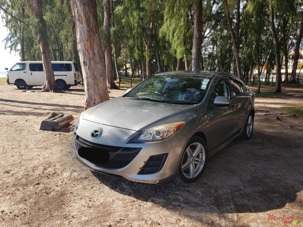 2010' Mazda 3 Axela photo #1