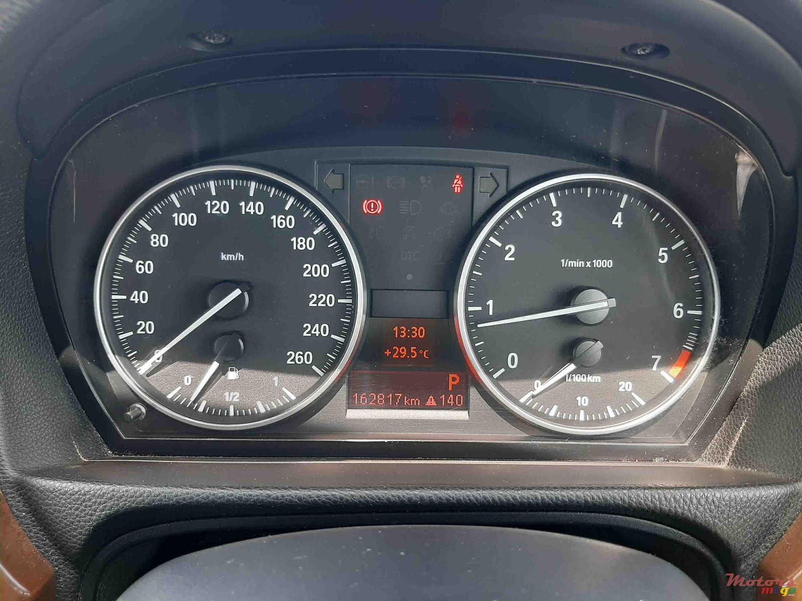 2008' BMW 320 photo #7