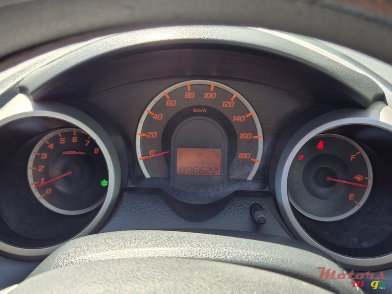 2011' Honda Fit photo #6