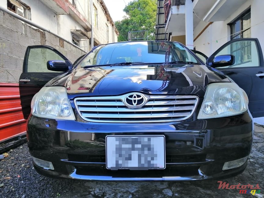 2002' Toyota Corolla photo #6