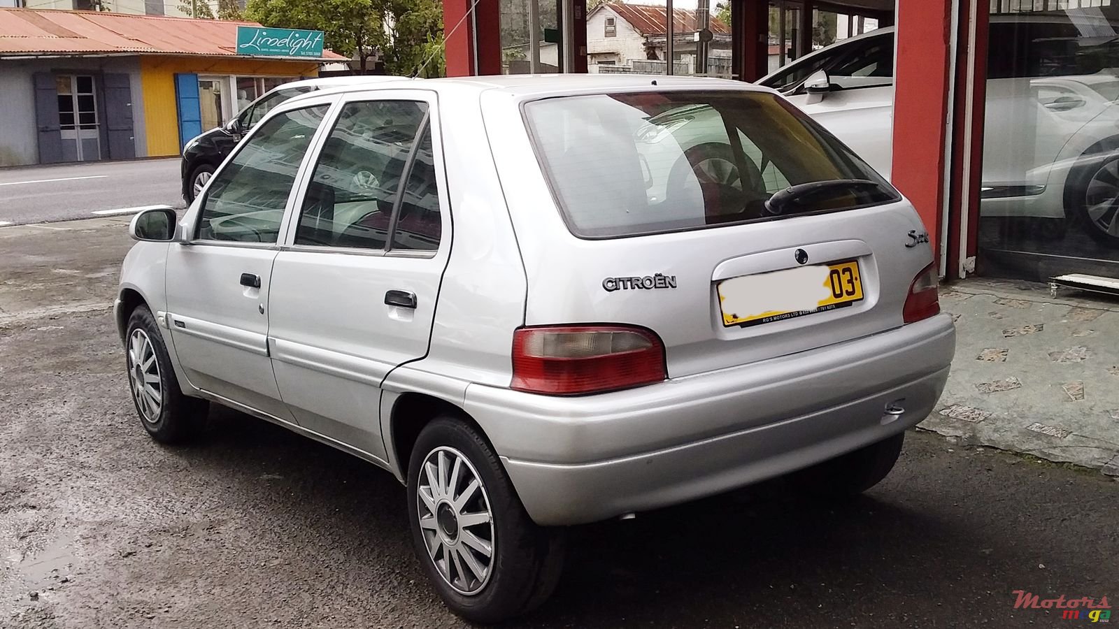 2003' Citroen Saxo photo #4